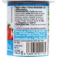 Yogur desnatado sabor fresa EROSKI basic, pack 4x125 g